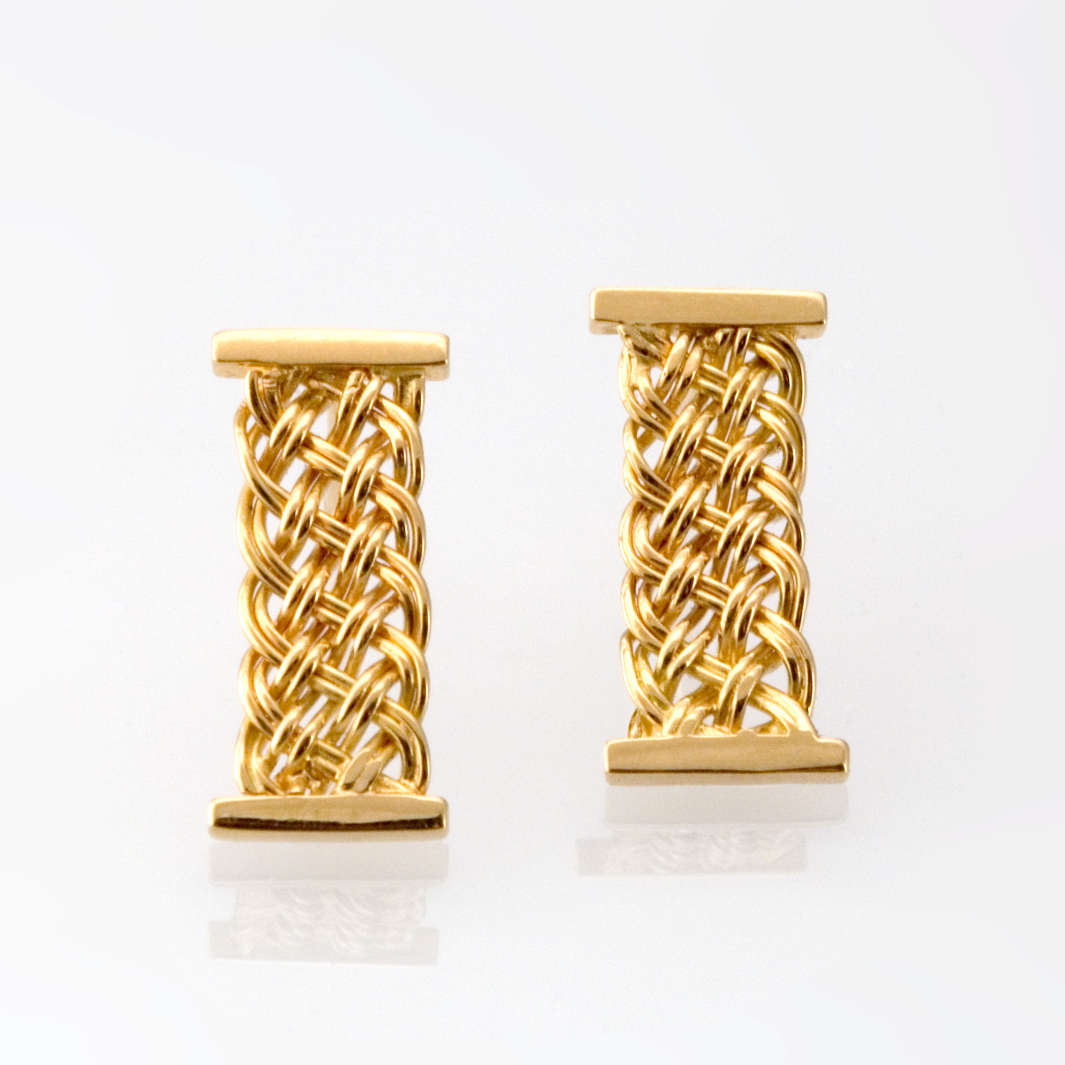 Bar Islad Column Stud Earrings in 18k gold by Tamberlaine