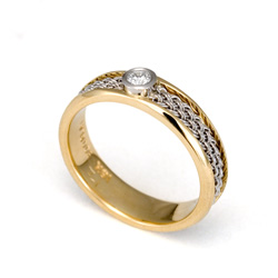 Inset Weave Ring in 18k & platinum with diamond